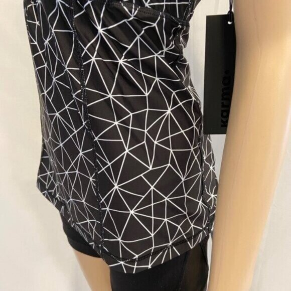 Karma Womens Geometric Print Black & White Racerback Tank Top With Built-In Bra - Picture 10 of 16